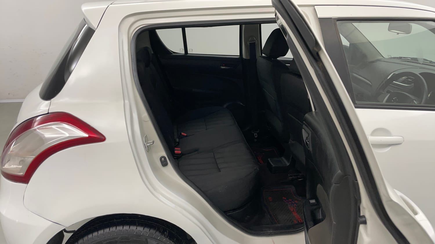 Used 2013 Maruti Suzuki Swift VXi Petrol Manual interior RIGHT SIDE REAR DOOR CABIN VIEW