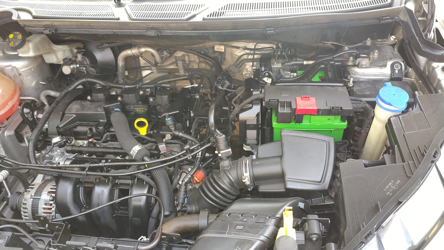 Used 2019 Ford EcoSport Titanium + 1.5L Ti-VCT AT Petrol Automatic engine ENGINE LEFT SIDE VIEW
