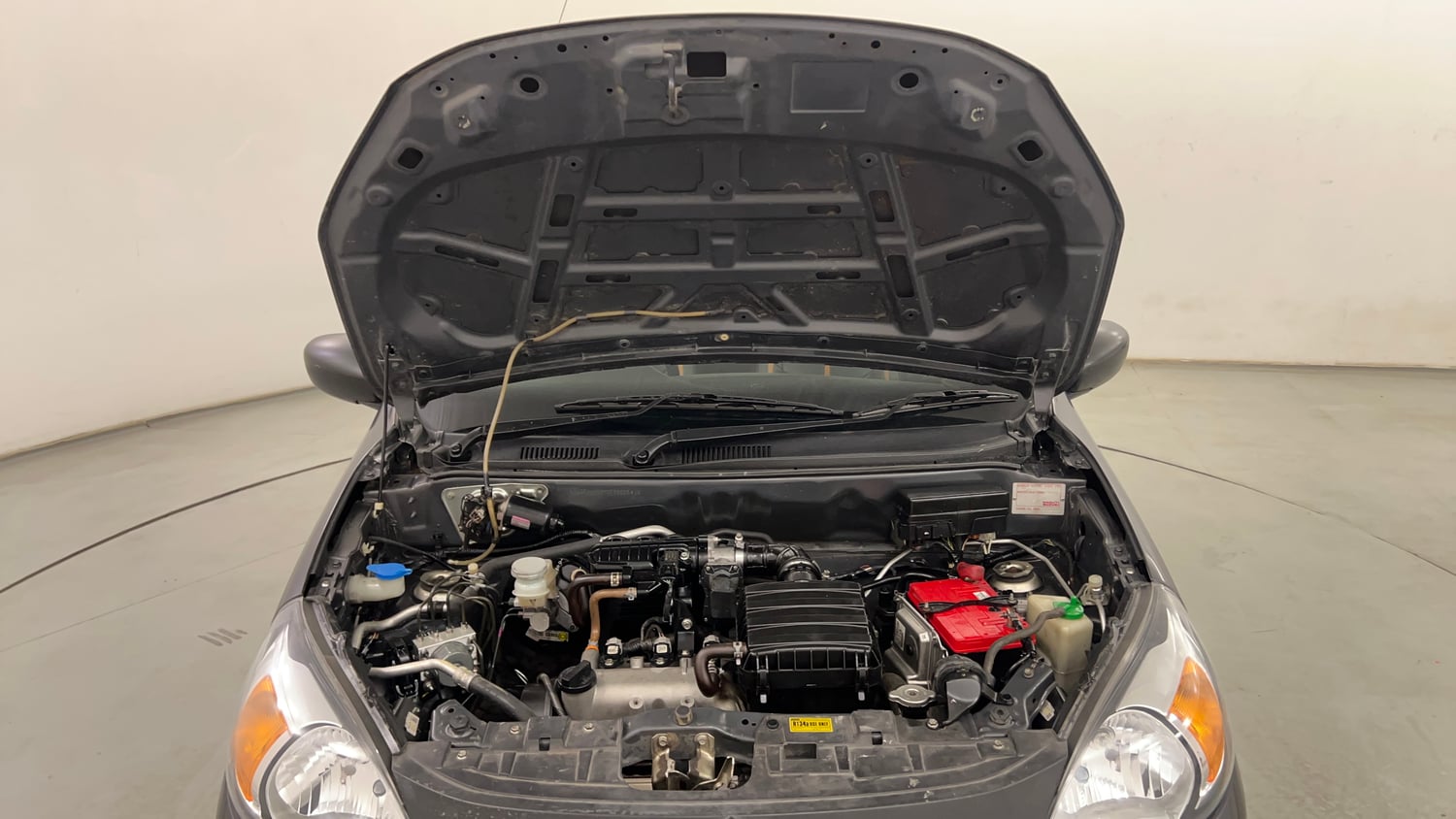 Used 2019 Maruti Suzuki Alto 800 VXi Petrol Manual engine ENGINE & BONNET OPEN FRONT VIEW