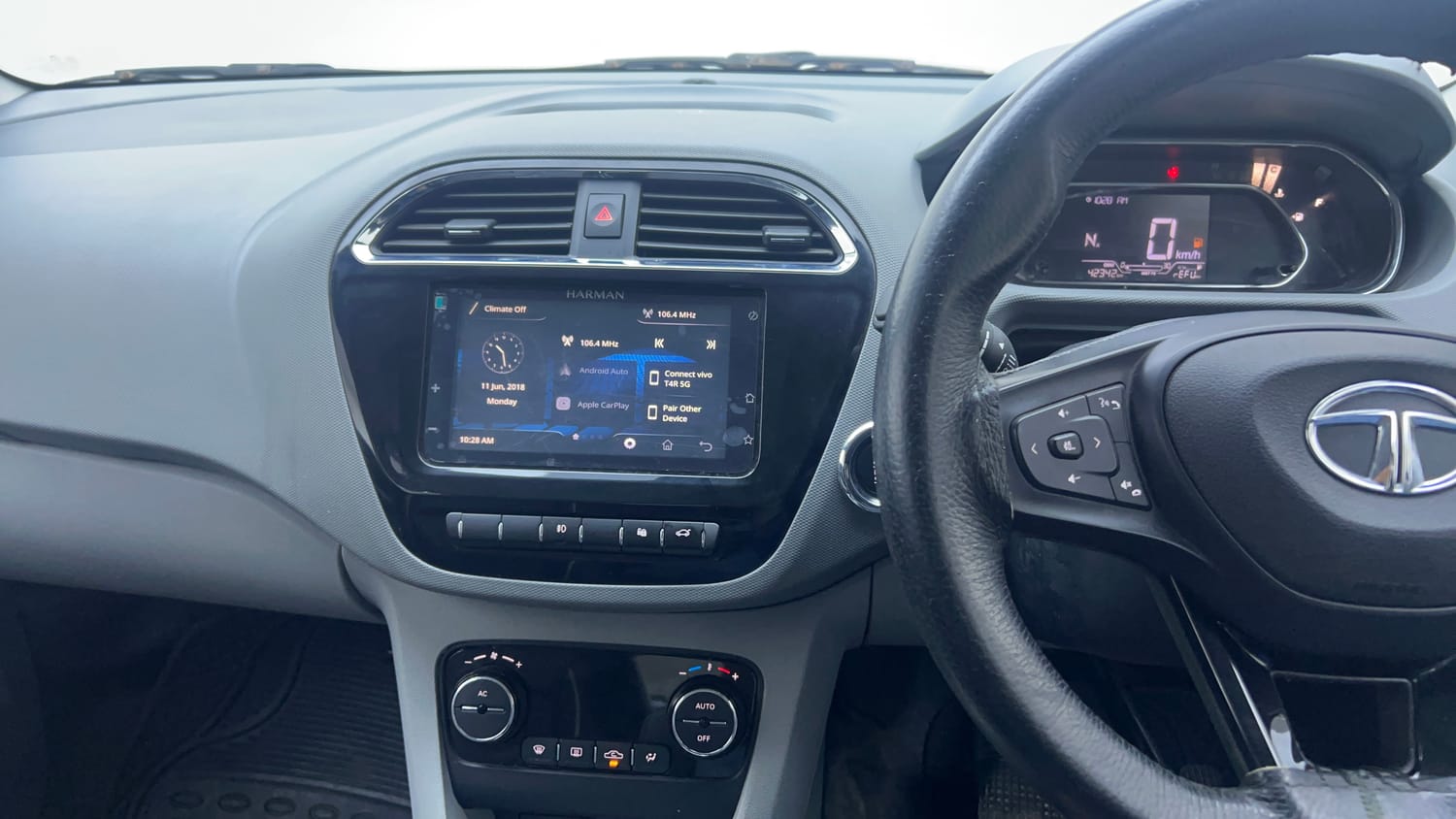 Used 2022 Tata Tigor XZA Plus Petrol Automatic interior MUSIC SYSTEM & AC CONTROL VIEW
