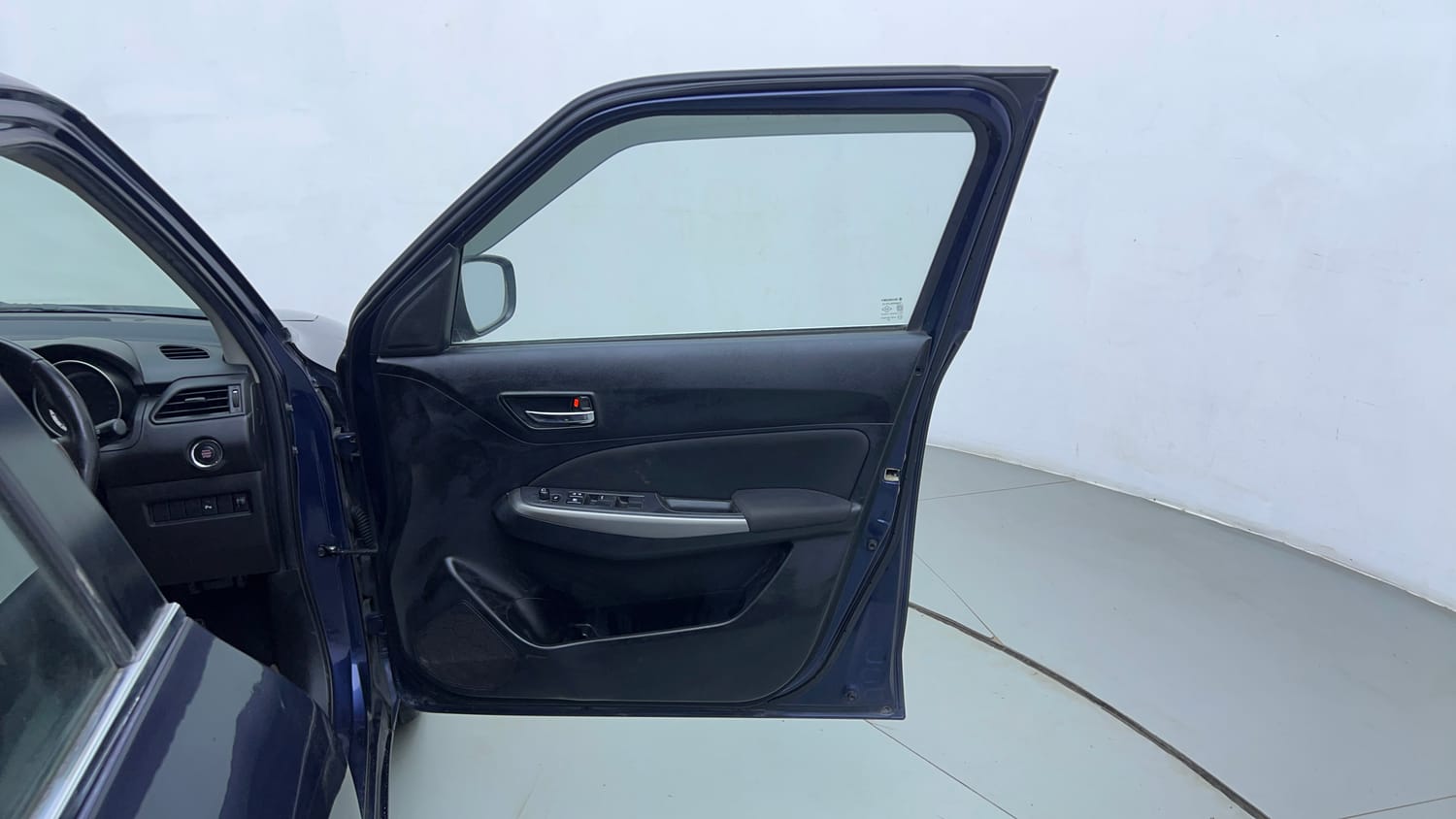 Used 2018 Maruti Suzuki Swift ZXi AMT Petrol Automatic interior RIGHT FRONT DOOR OPEN VIEW