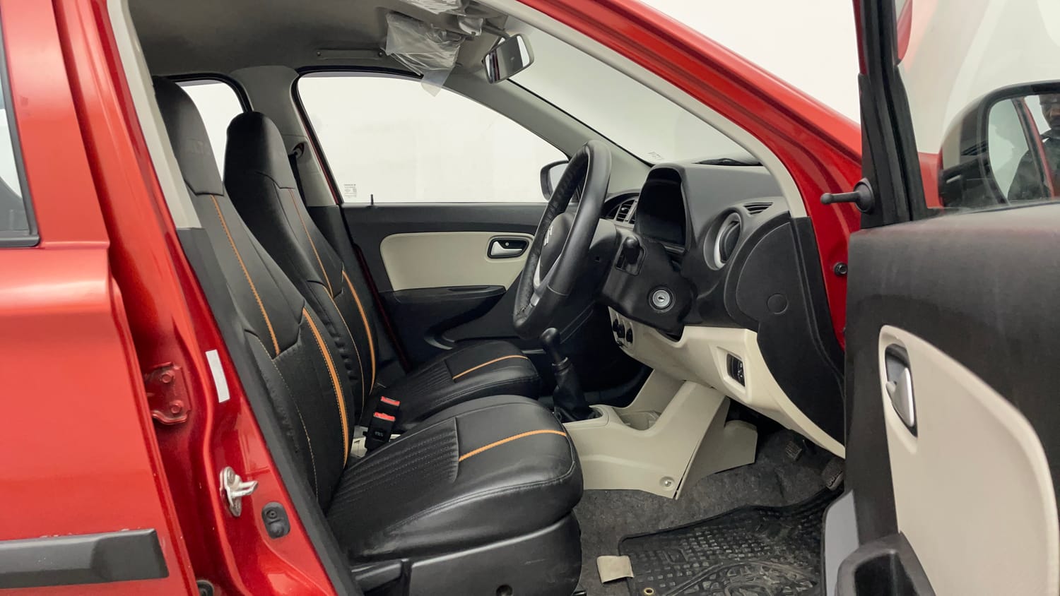 Used 2019 Maruti Suzuki Alto 800 VXi Petrol Manual interior RIGHT SIDE FRONT DOOR CABIN VIEW