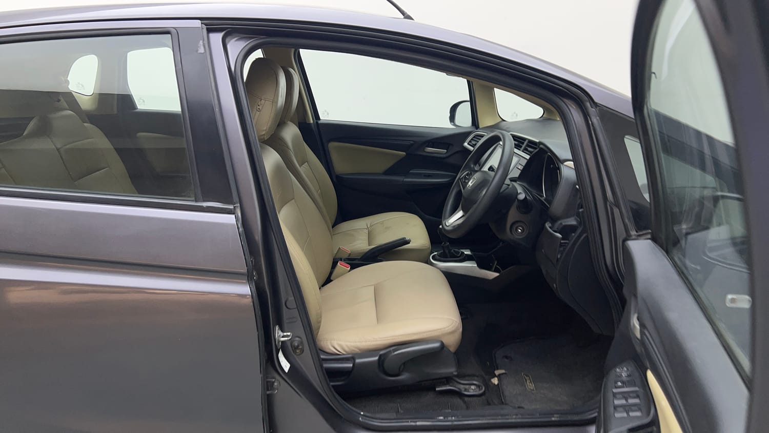 Used 2017 Honda Jazz S Petrol Petrol Manual interior RIGHT SIDE FRONT DOOR CABIN VIEW