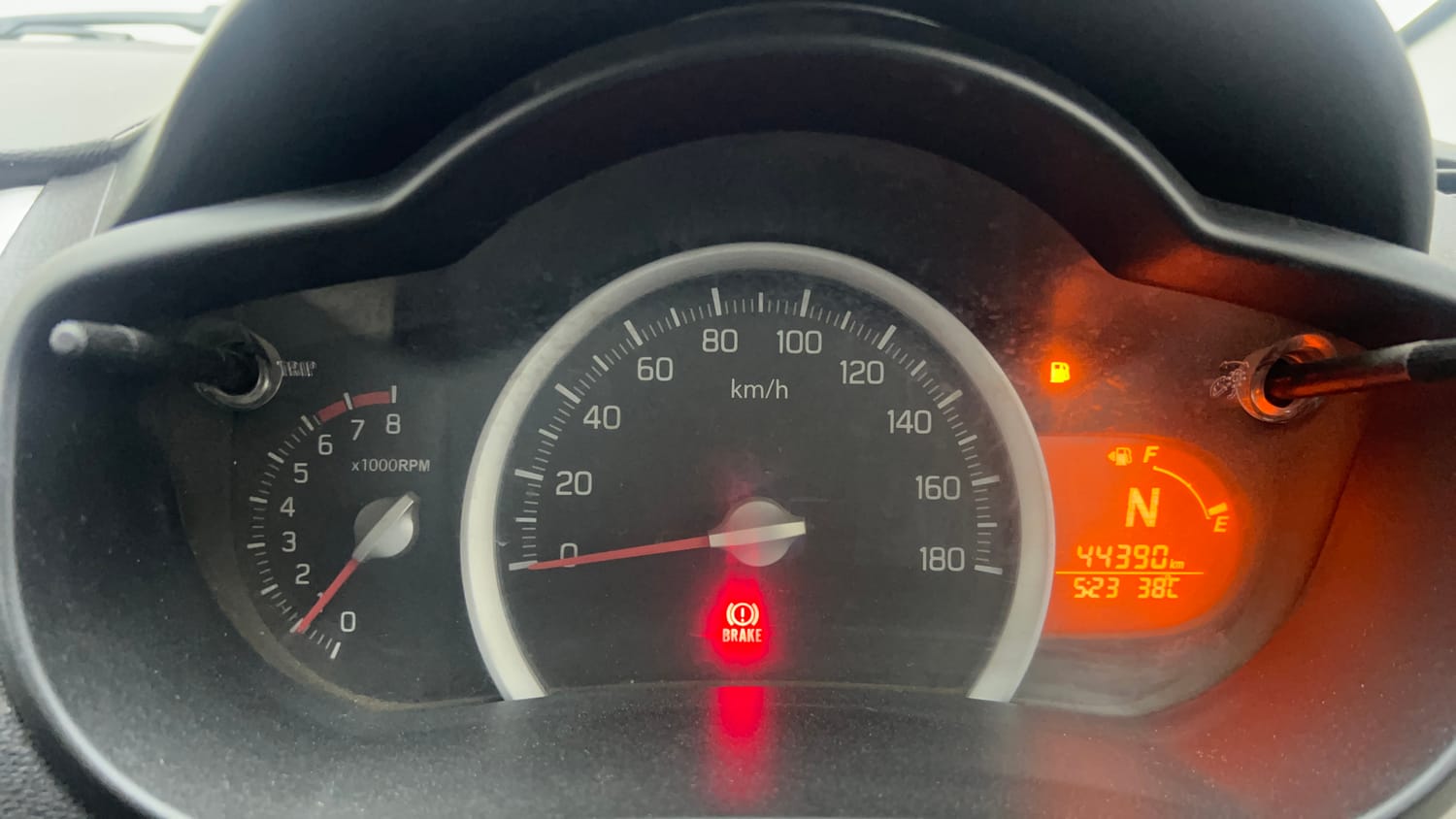 Used 2015 Maruti Suzuki Celerio VXi AMT Petrol Automatic interior CLUSTERMETER VIEW