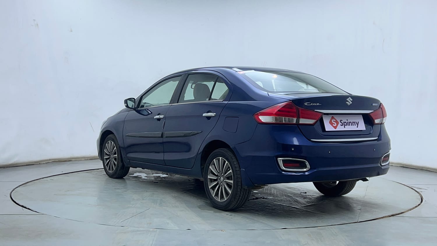 Used 2019 Maruti Suzuki Ciaz Alpha Hybrid 1.5 AT Petrol Automatic exterior LEFT REAR CORNER VIEW