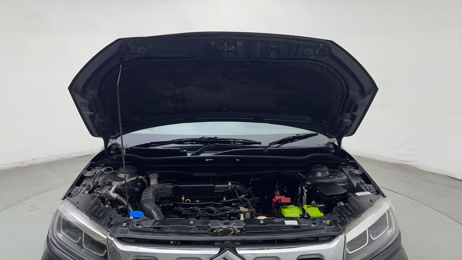 Used 2022 maruti-suzuki Vitara Brezza VXi Petrol Manual engine ENGINE & BONNET OPEN FRONT VIEW
