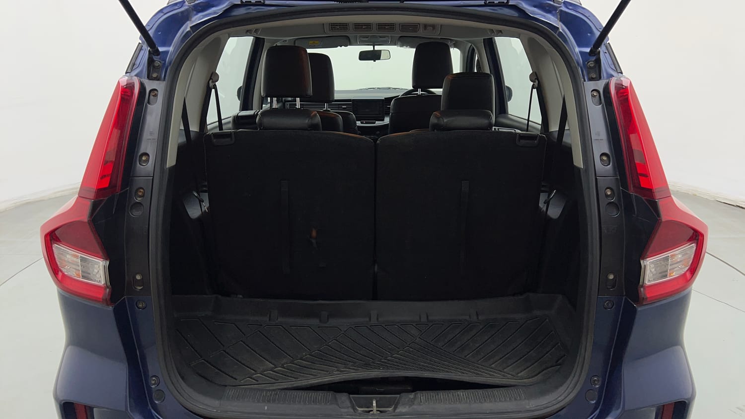 Used 2019 Maruti Suzuki XL6 Alpha MT Petrol Petrol Manual interior DICKY INSIDE VIEW