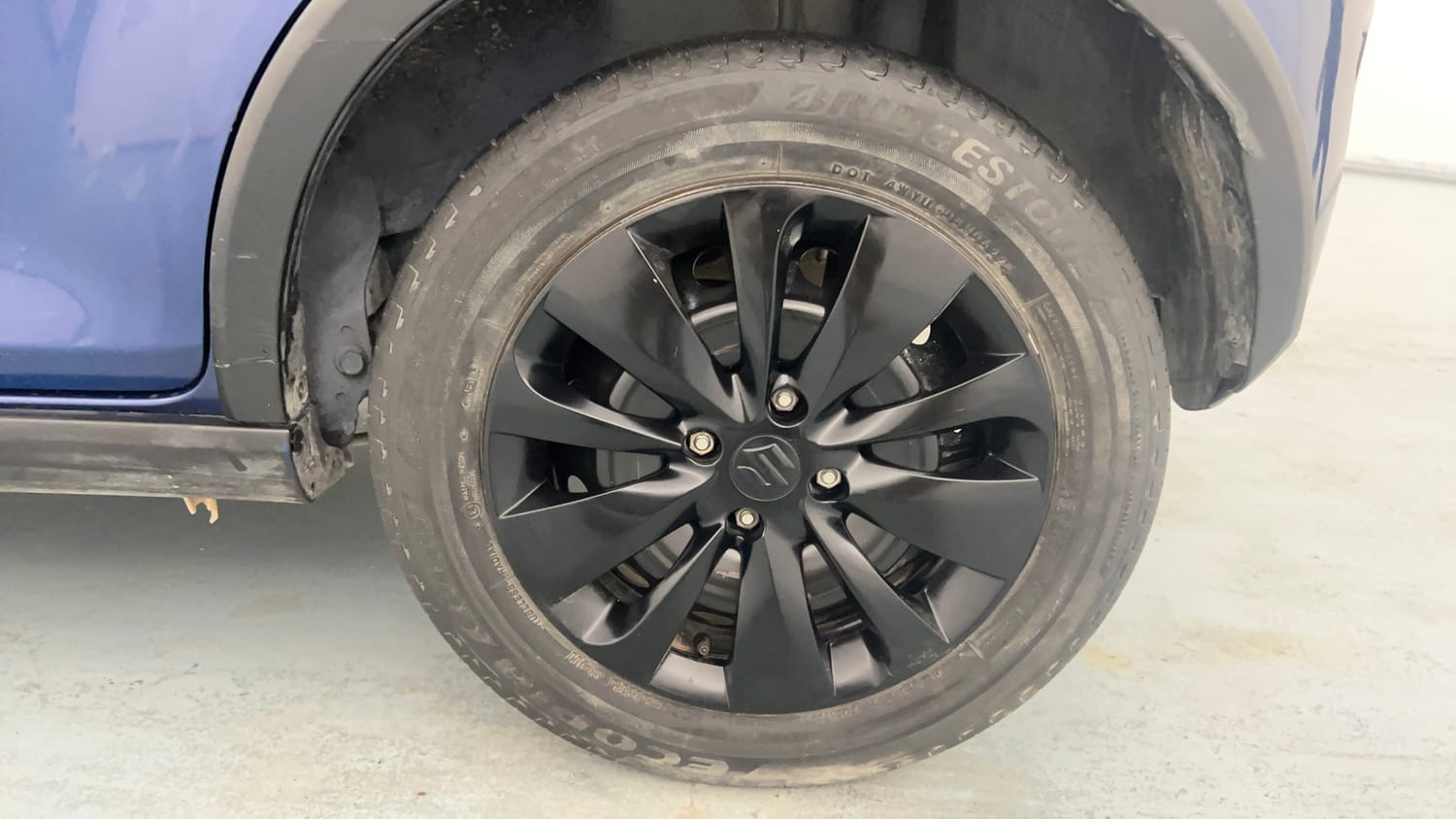 Used 2022 Maruti Suzuki Ignis Delta 1.2 MT Petrol Manual tyres LEFT REAR TYRE RIM VIEW