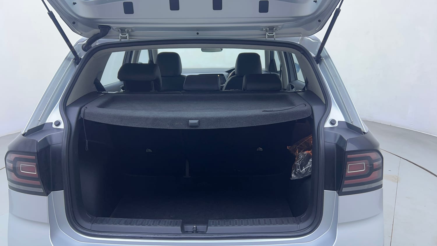 Used 2022 Volkswagen Taigun Topline 1.0 TSI MT Petrol Manual interior DICKY INSIDE VIEW