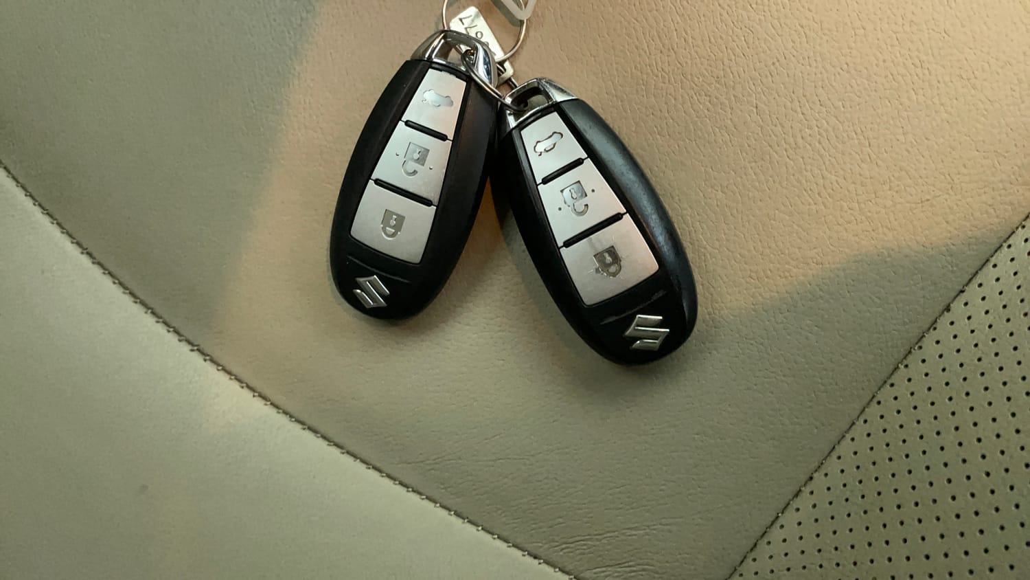 Used 2017 Maruti Suzuki Ciaz Alpha 1.4 AT Petrol Automatic extra CAR KEY VIEW