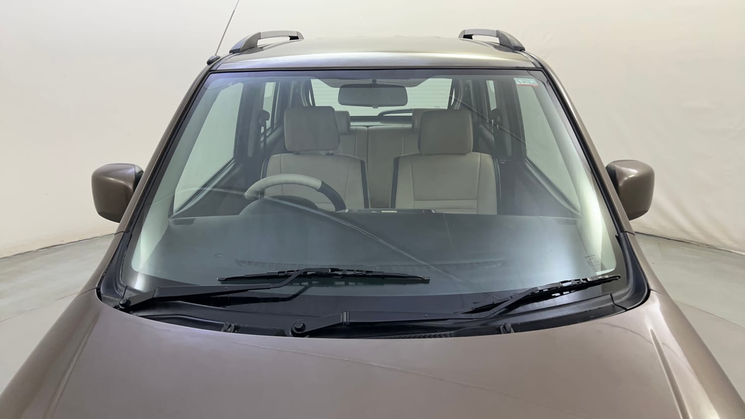 Used 2013 Maruti Suzuki Wagon R VXI Petrol Manual exterior FRONT WINDSHIELD VIEW
