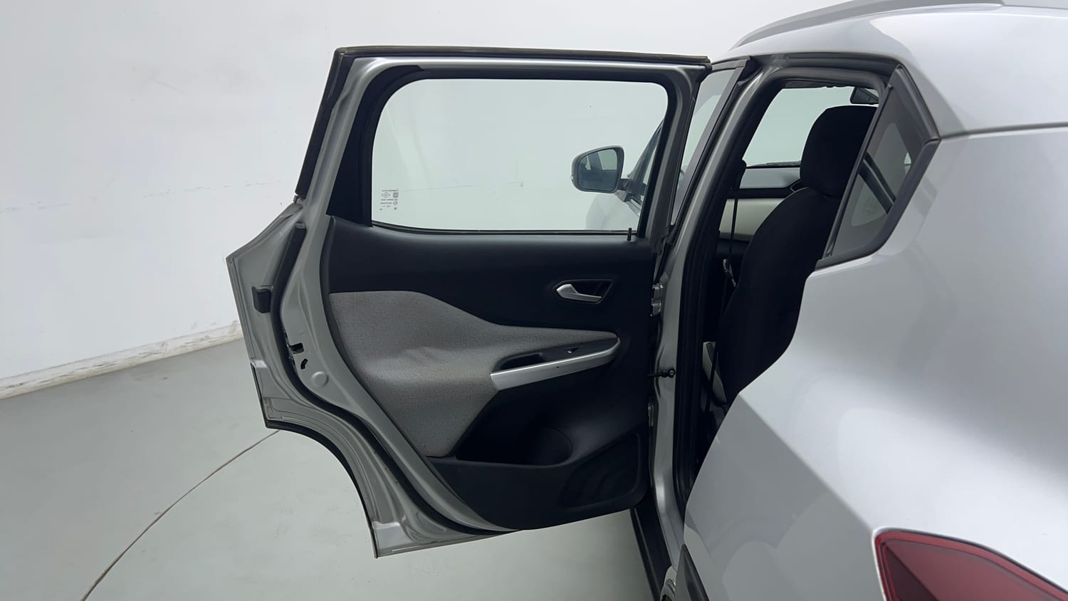 Used 2021 Nissan Magnite XL Petrol Manual interior LEFT REAR DOOR OPEN VIEW