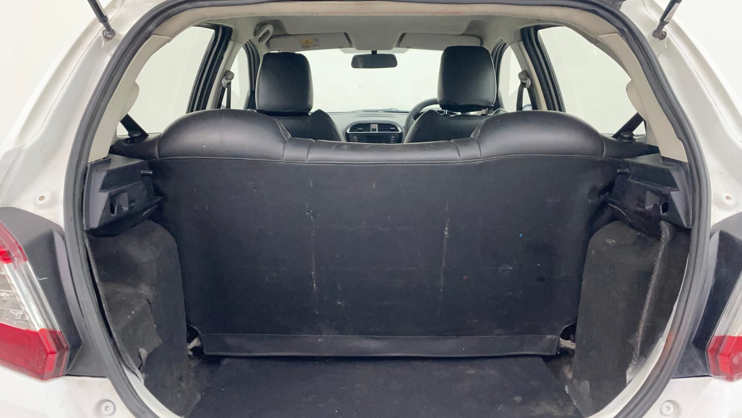 Used 2019 Tata Tiago Revotron XZ Petrol Manual interior DICKY INSIDE VIEW