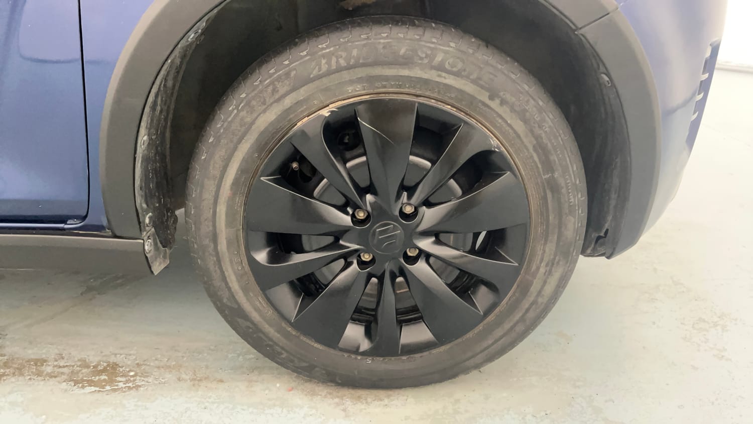 Used 2022 Maruti Suzuki Ignis Delta 1.2 MT Petrol Manual tyres RIGHT FRONT TYRE RIM VIEW