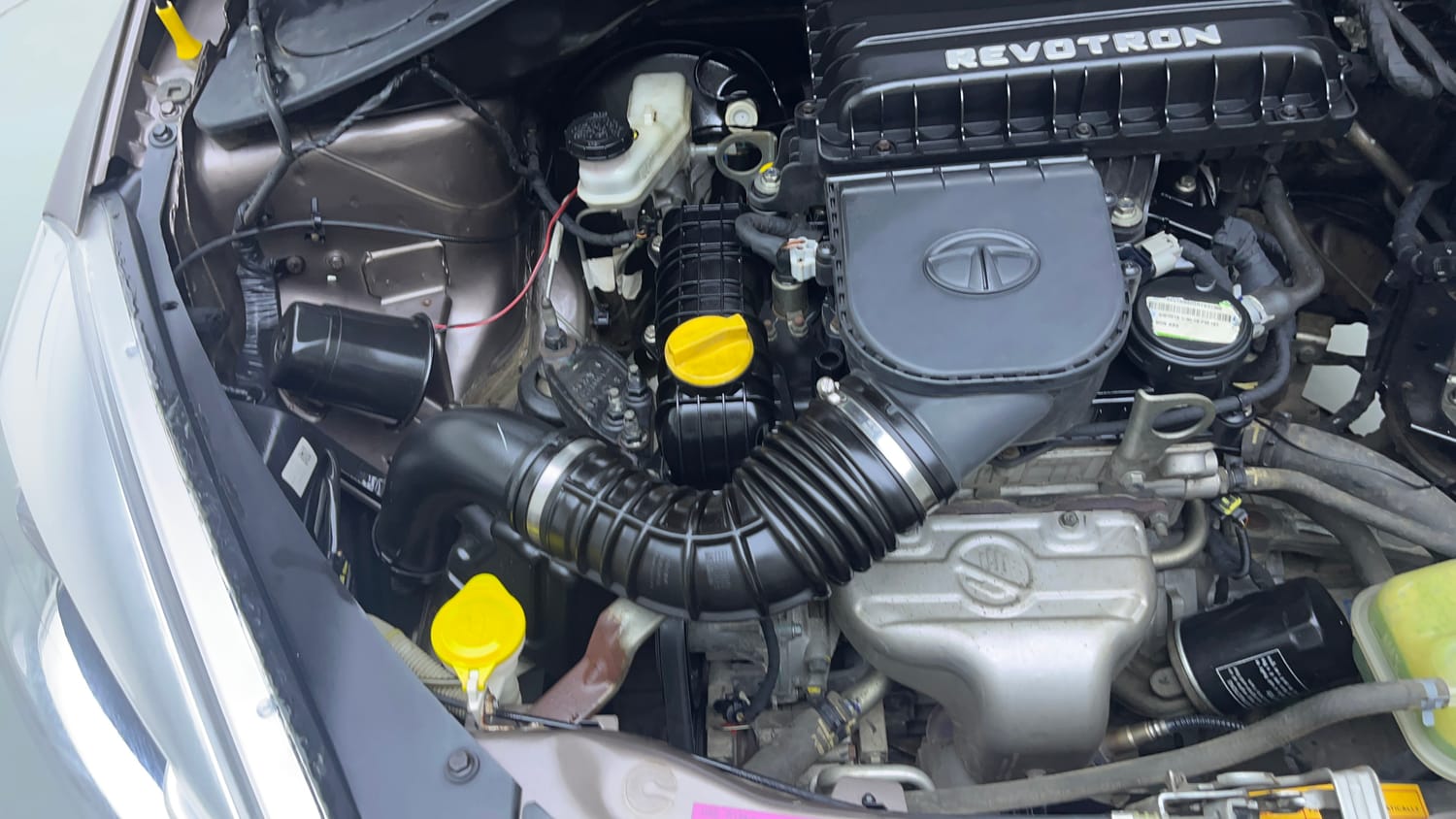 Used 2018 Tata Tiago Revotron XT Petrol Manual engine ENGINE RIGHT SIDE VIEW