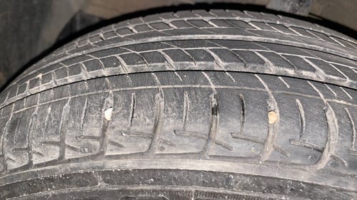 Used 2014 Hyundai Grand i10 Asta 1.2 Kappa VTVT Petrol Manual tyres LEFT FRONT TYRE TREAD VIEW
