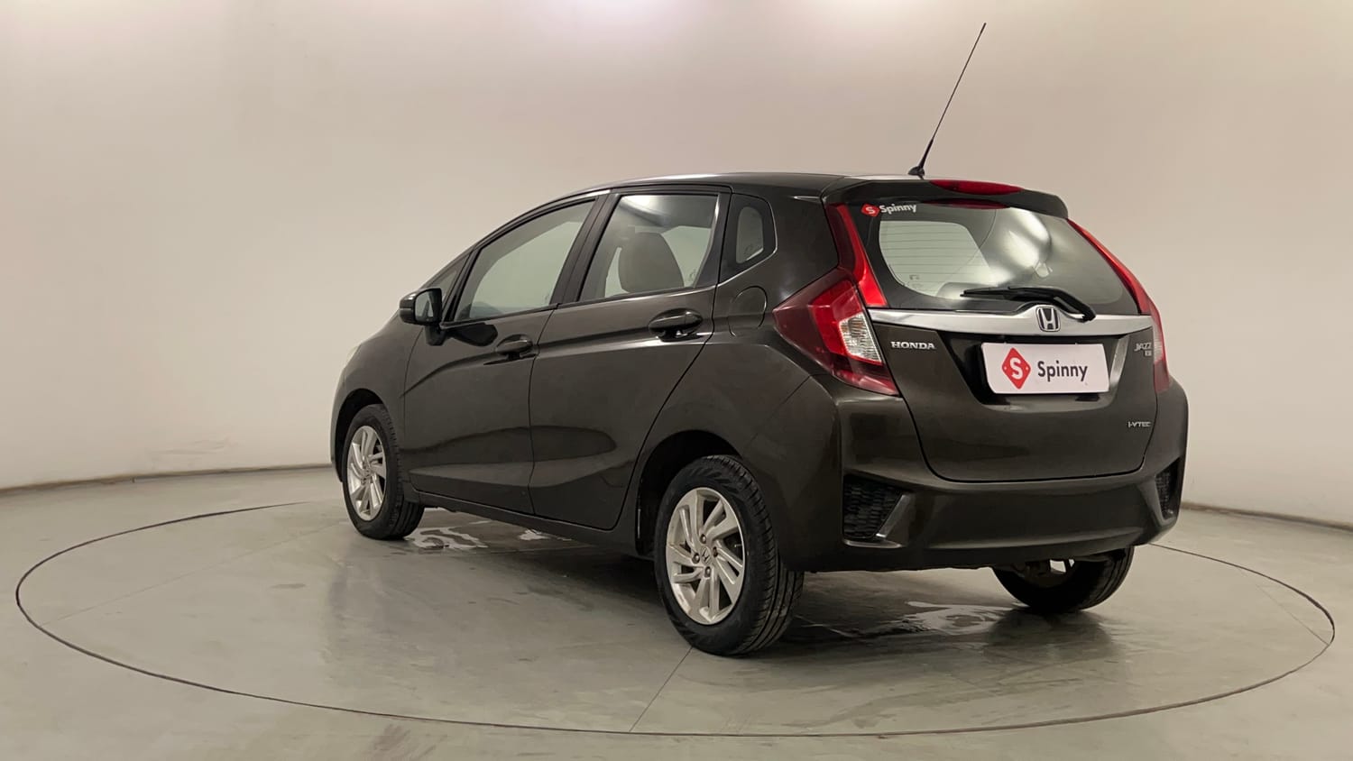 Used 2017 Honda Jazz V AT Petrol Petrol Automatic exterior LEFT REAR CORNER VIEW