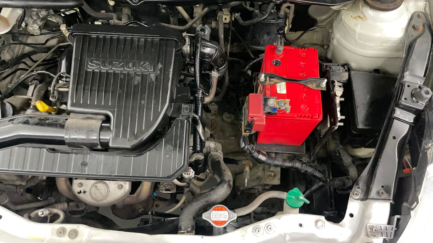 Used 2013 Maruti Suzuki Swift VXi Petrol Manual engine ENGINE LEFT SIDE VIEW
