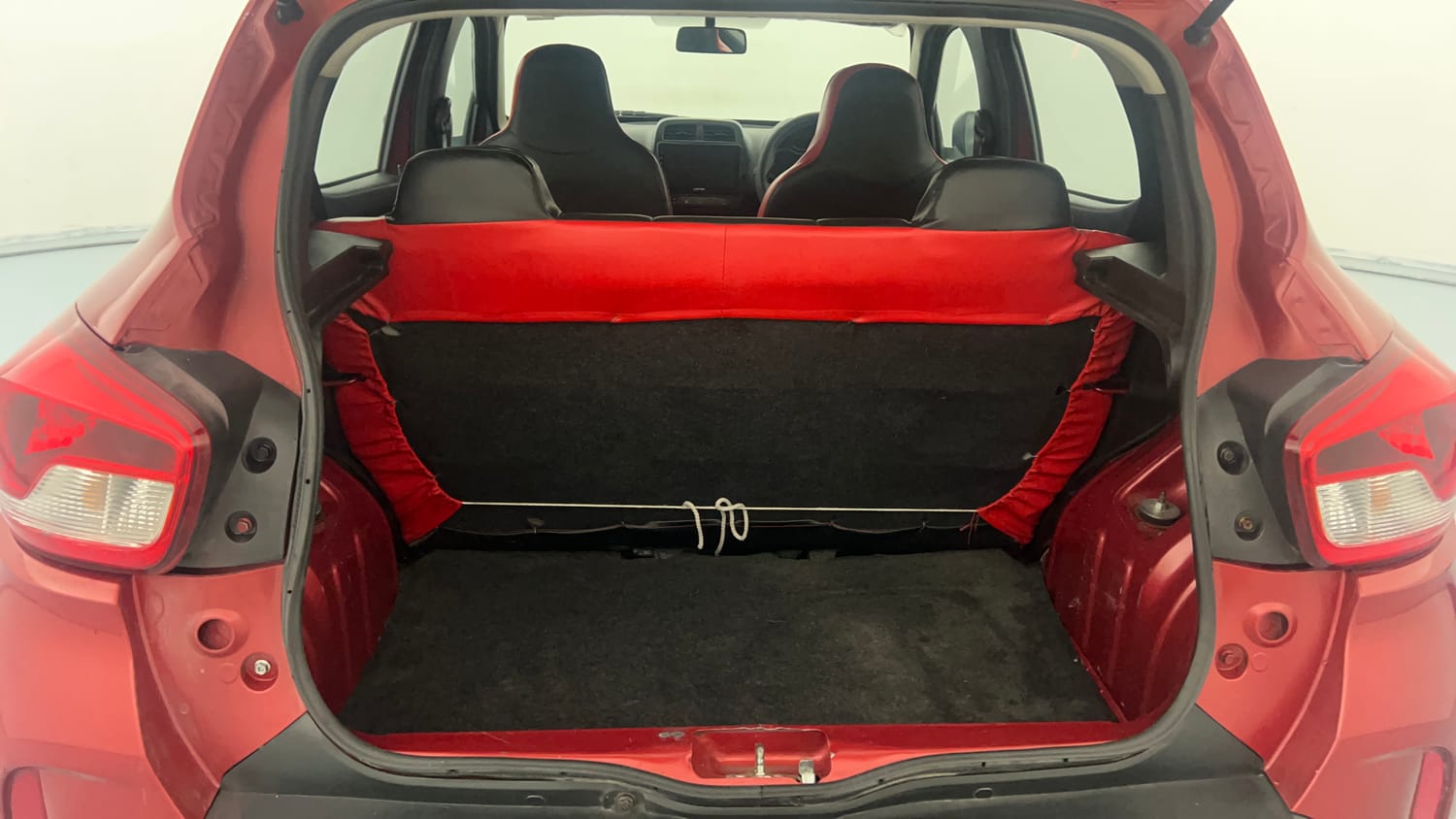 Used 2020 Renault Kwid RXL Petrol Manual interior DICKY INSIDE VIEW