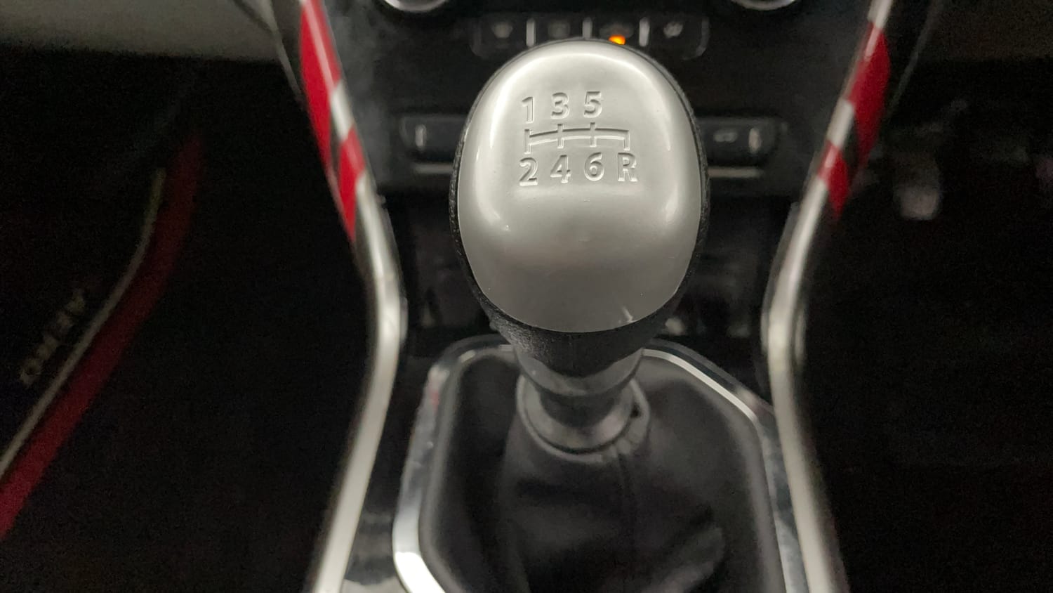 Used 2018 Tata Nexon XZ Plus Diesel Diesel Manual interior GEAR  KNOB VIEW