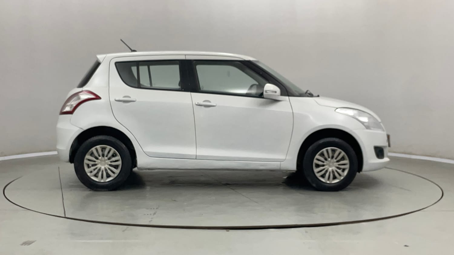 Used 2013 Maruti Suzuki Swift VXi Petrol Manual exterior RIGHT SIDE VIEW