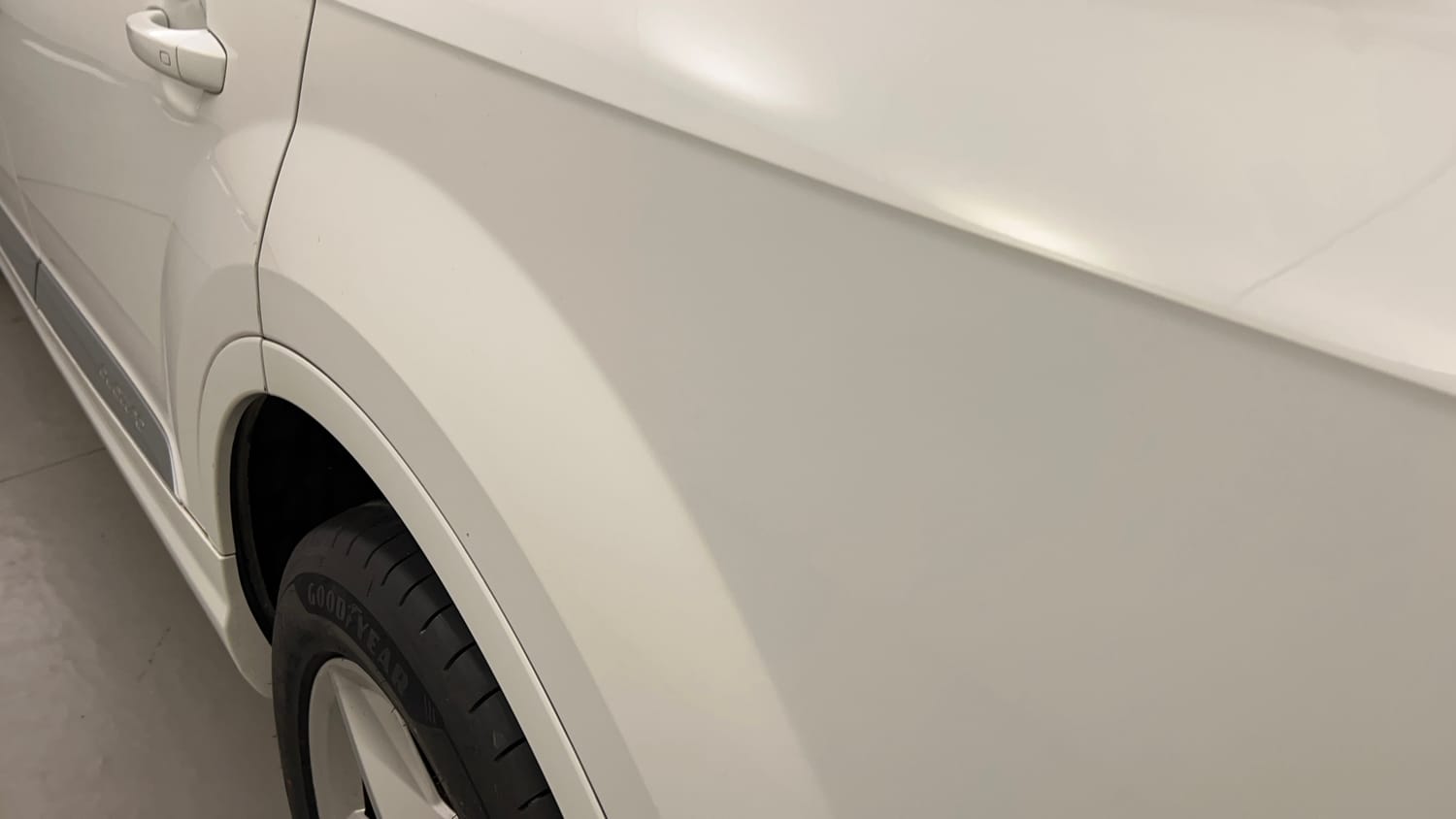 Used 2018 Audi Q7 45 TFSI Premium Plus Petrol Automatic dents MINOR SCRATCH