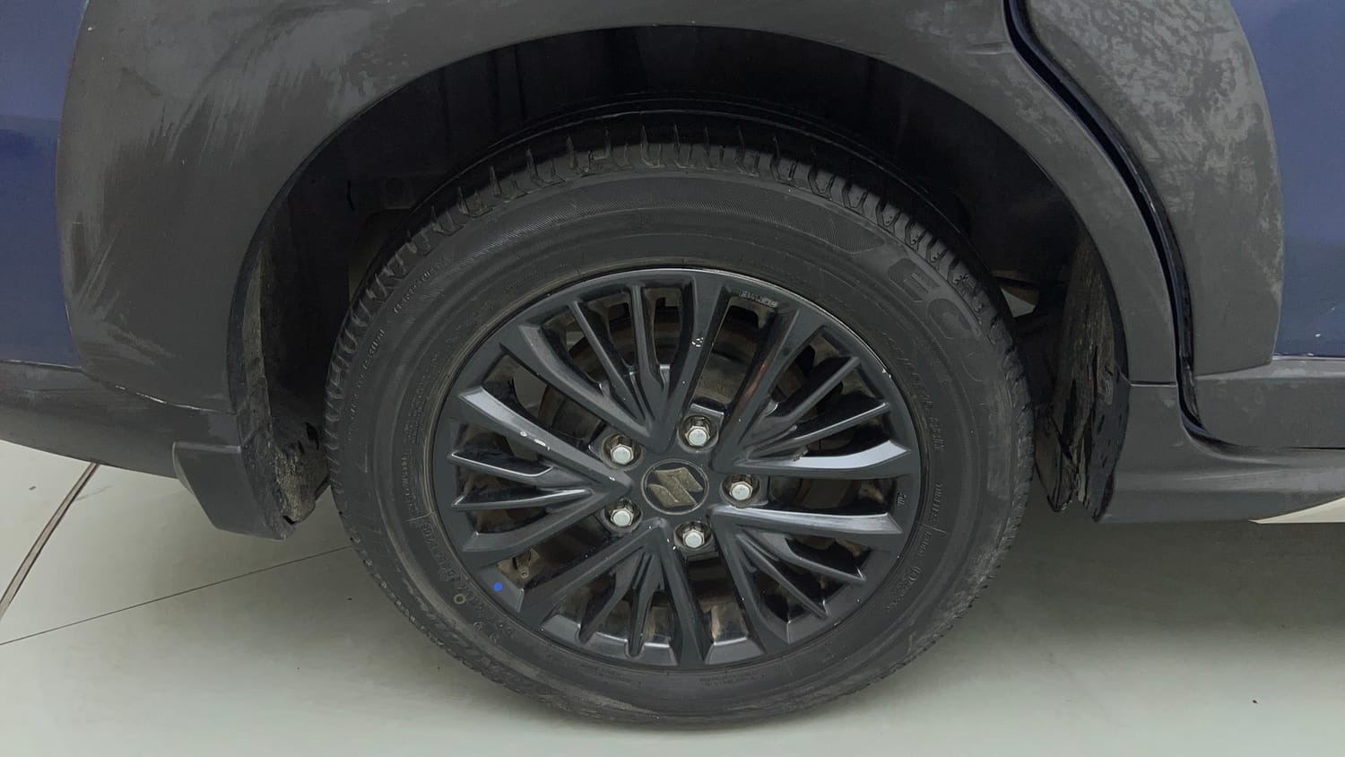 Used 2019 Maruti Suzuki XL6 Alpha MT Petrol Petrol Manual tyres RIGHT REAR TYRE RIM VIEW
