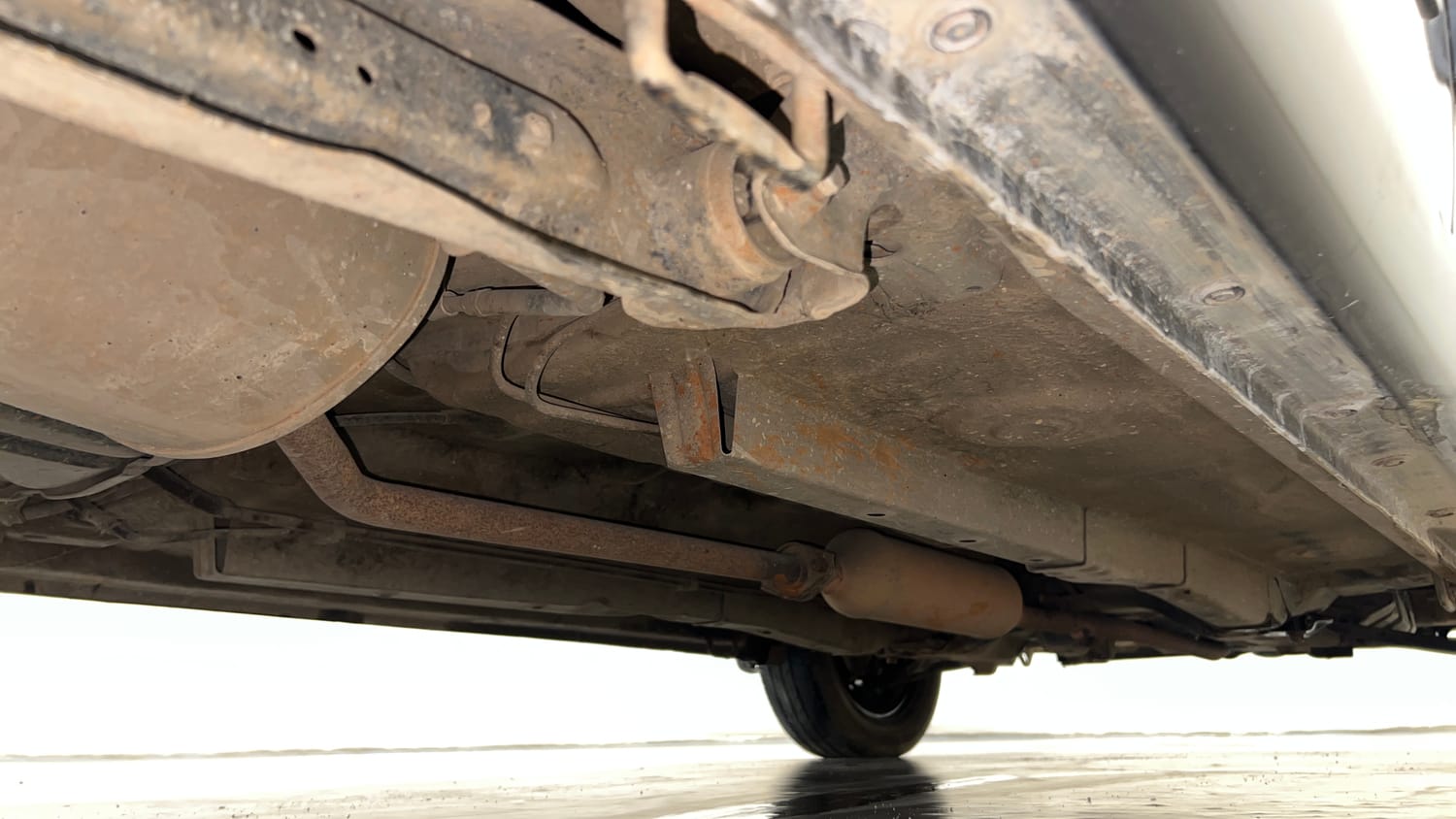 Used 2013 Maruti Suzuki Wagon R VXI Petrol Manual extra REAR RIGHT UNDERBODY VIEW