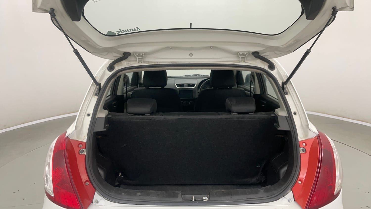 Used 2013 Maruti Suzuki Swift VXi Petrol Manual interior DICKY INSIDE VIEW