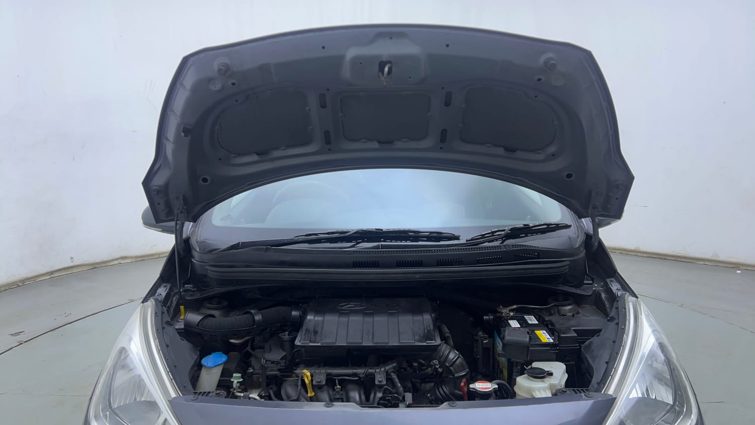 Used 2014 Hyundai Grand i10 Sportz AT 1.2 Kappa VTVT Petrol Automatic engine ENGINE & BONNET OPEN FRONT VIEW