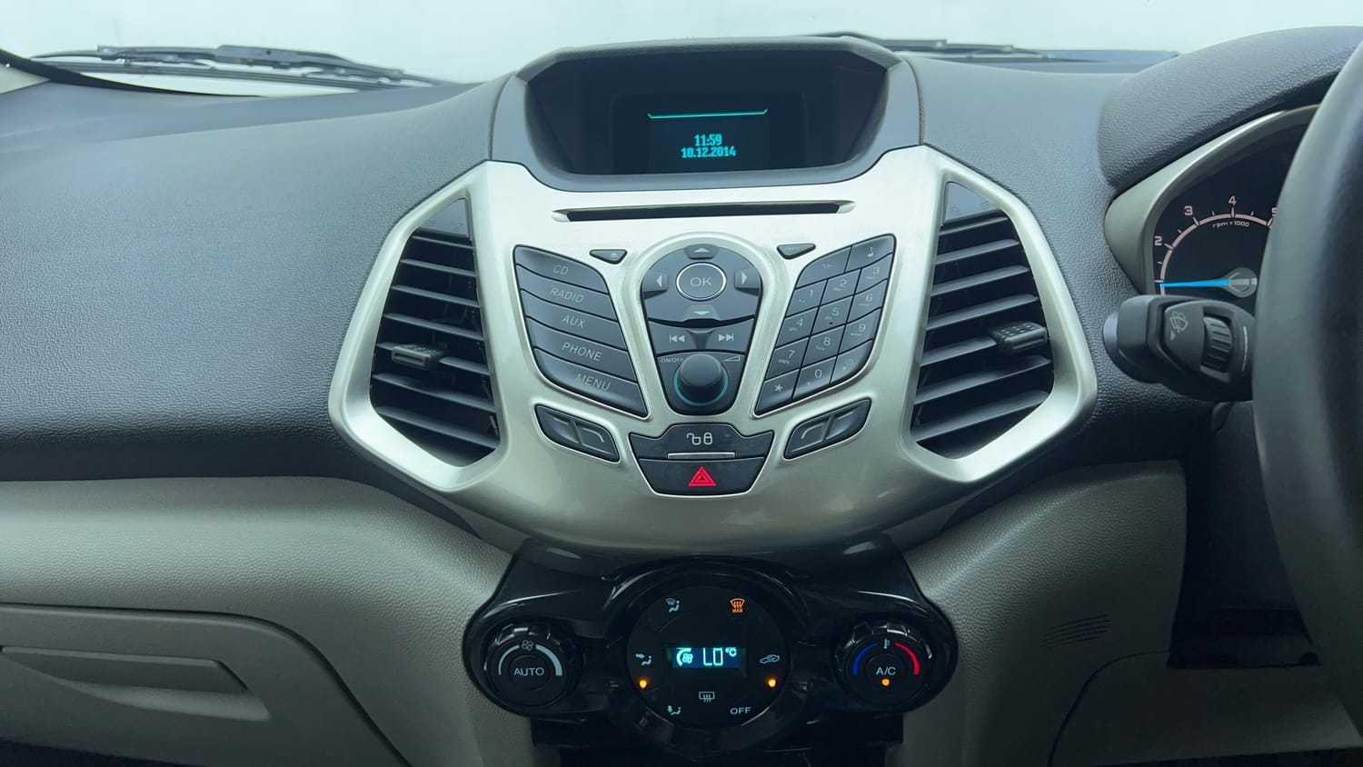 Used 2016 Ford EcoSport Titanium 1.5L Ti-VCT AT Petrol Automatic top_features Integrated (in-dash) music system