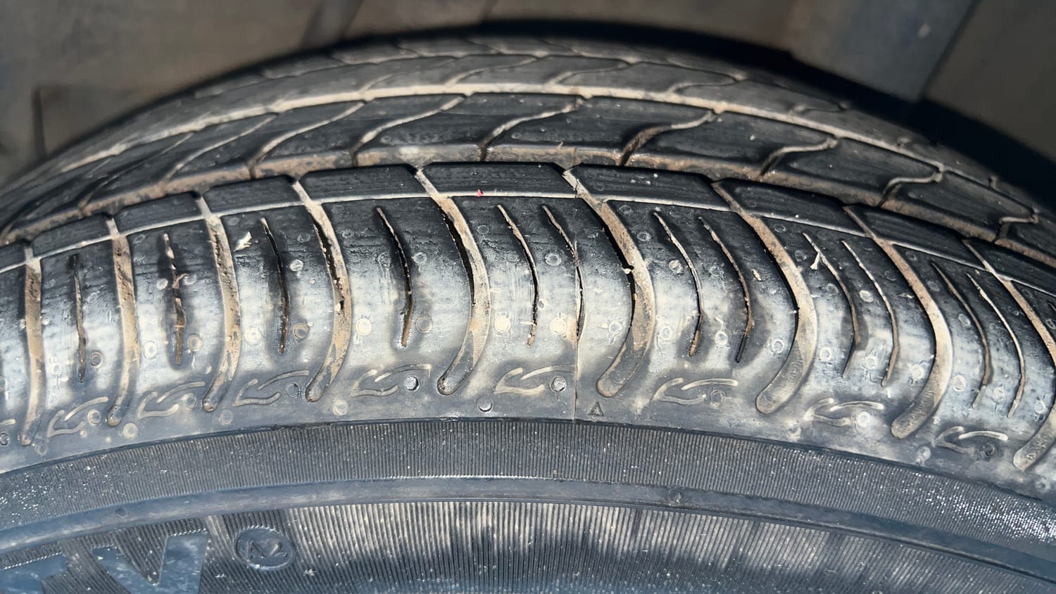 Used 2015 Honda Jazz VX Petrol Petrol Manual tyres LEFT REAR TYRE TREAD VIEW