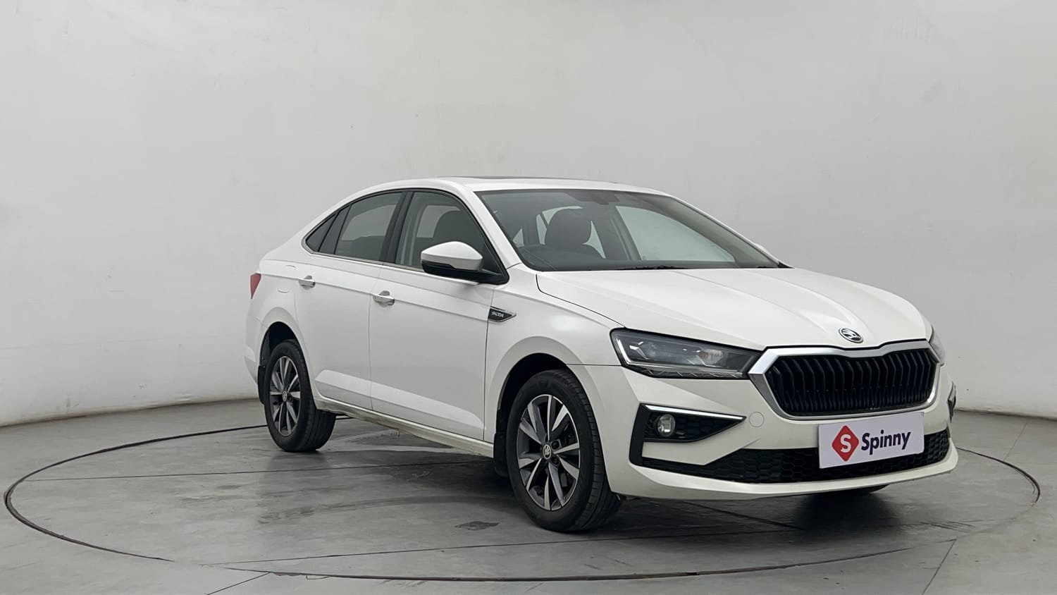 Used 2022 Skoda Slavia Style 1.0L TSI MT Petrol Manual exterior RIGHT FRONT CORNER VIEW