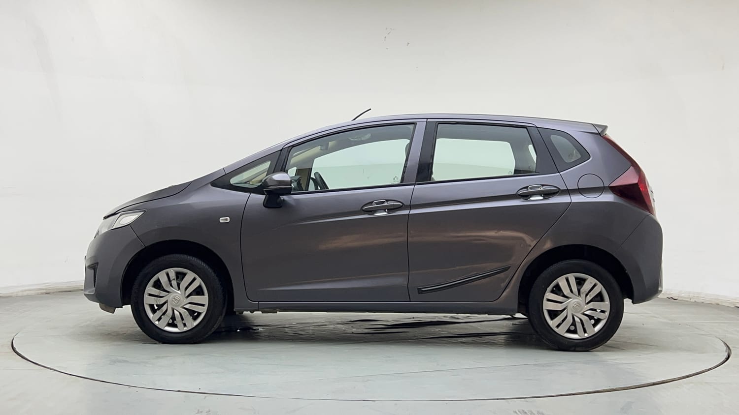 Used 2017 Honda Jazz S Petrol Petrol Manual exterior LEFT SIDE VIEW