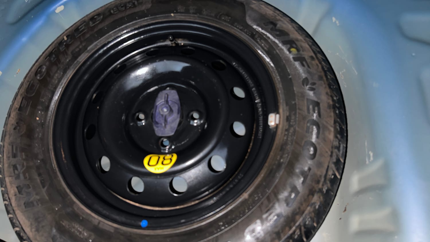 Used 2025 Maruti Suzuki Swift ZXi Plus Dual Tone AMT Petrol Automatic tyres SPARE TYRE VIEW