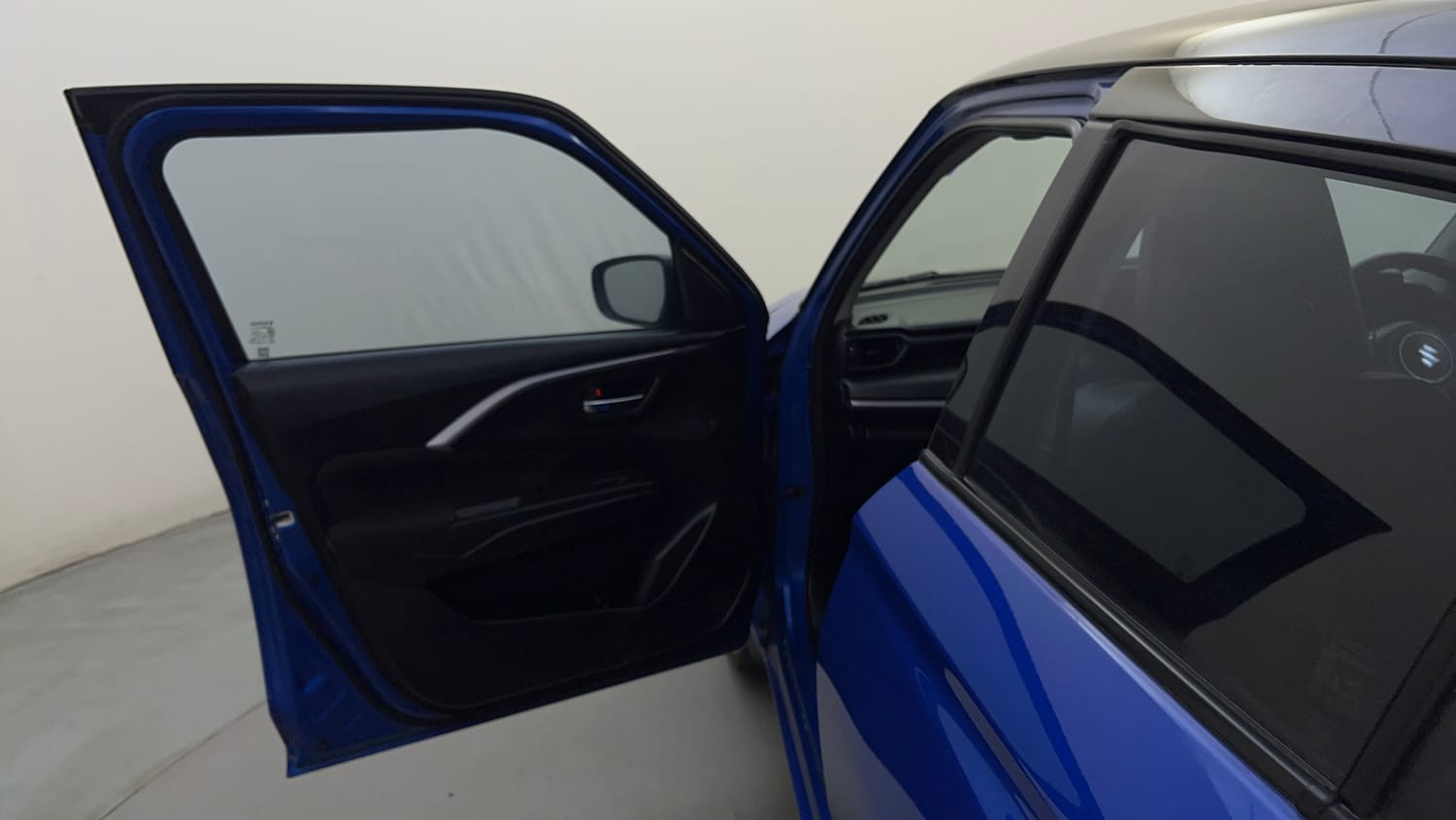 Used 2025 Maruti Suzuki Swift ZXi Plus Dual Tone AMT Petrol Automatic interior LEFT FRONT DOOR OPEN VIEW