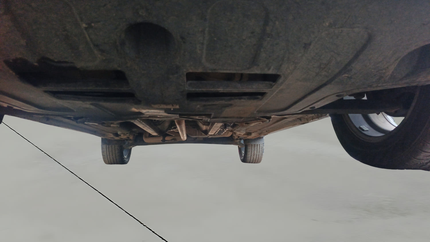 Used 2019 Hyundai Creta SX 1.6 AT CRDi Diesel Automatic extra FRONT LEFT UNDERBODY VIEW