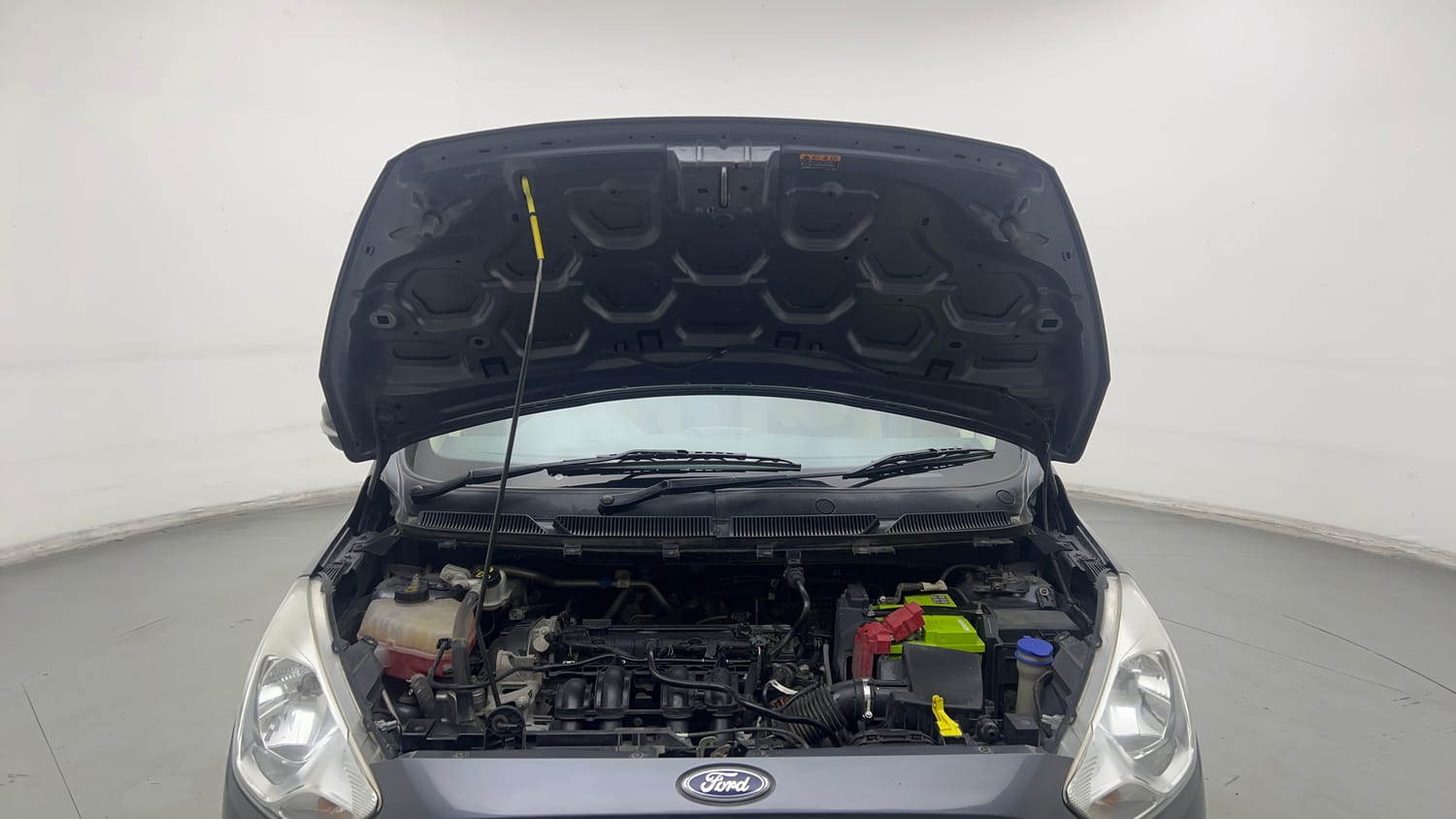 Used 2018 Ford Figo Aspire Titanium 1.2 Ti-VCT Petrol Manual engine ENGINE & BONNET OPEN FRONT VIEW