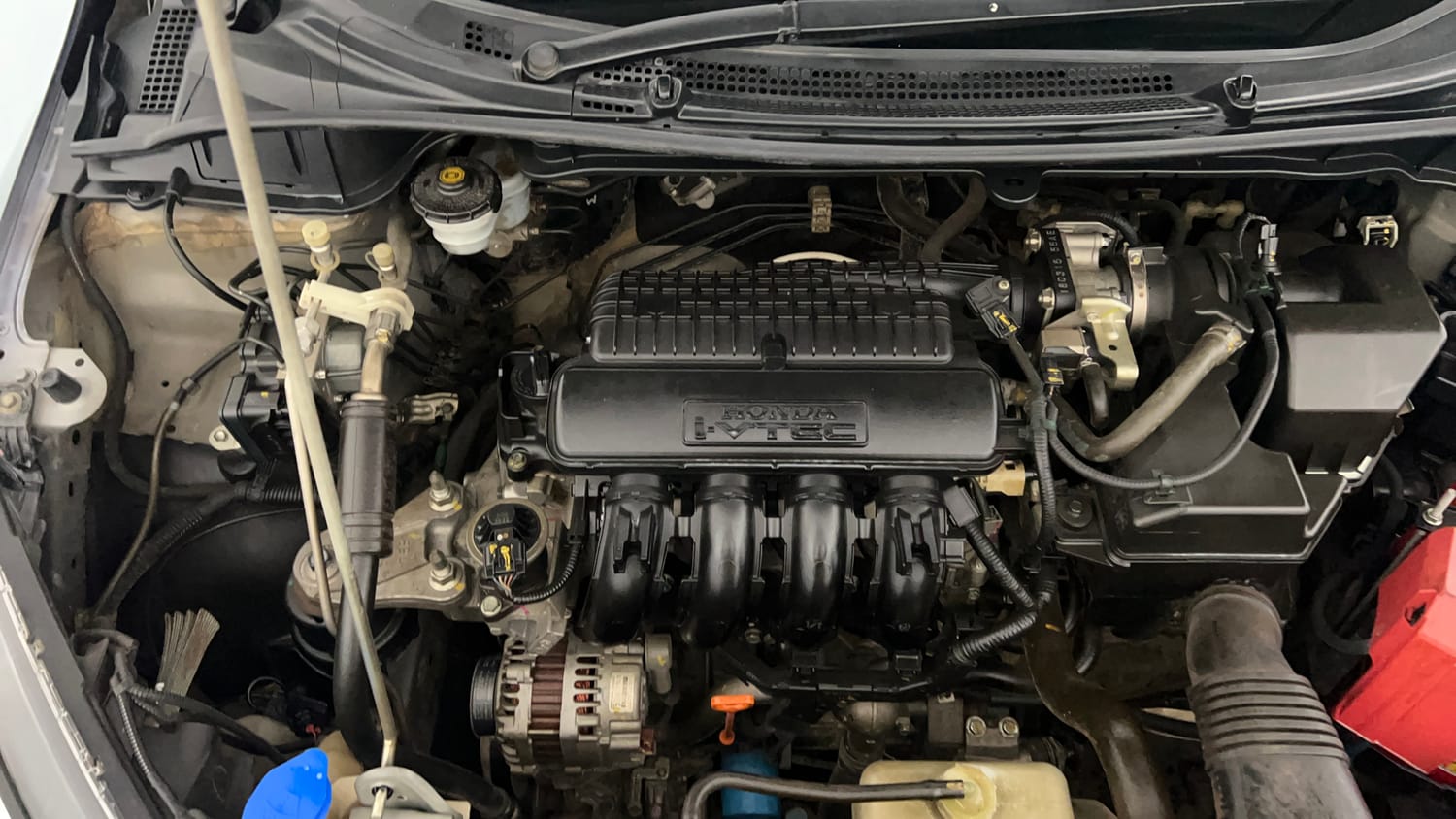 Used 2018 Honda City V Petrol Petrol Manual engine ENGINE RIGHT SIDE VIEW