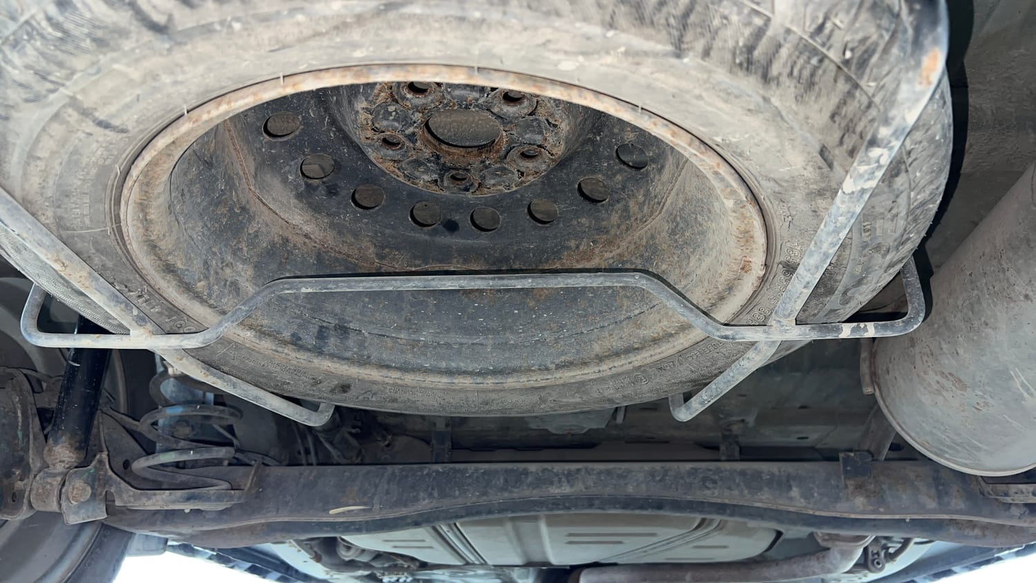 Used 2019 Maruti Suzuki XL6 Alpha MT Petrol Petrol Manual tyres SPARE TYRE VIEW