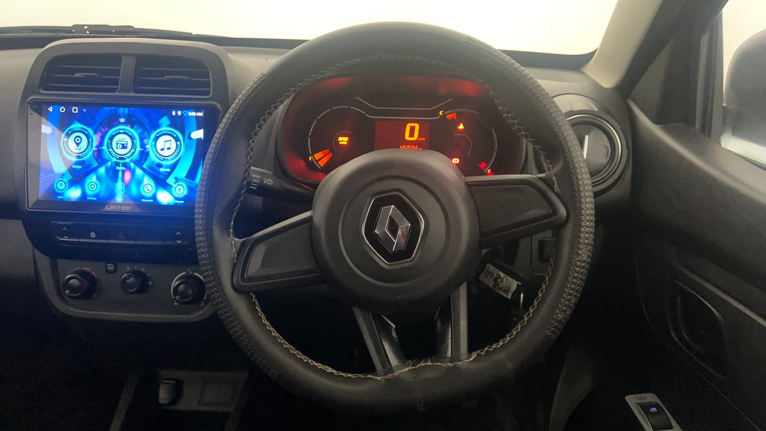 Used 2020 Renault Kwid RXL Petrol Manual interior STEERING VIEW