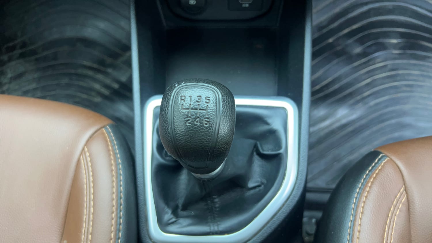Used 2019 Hyundai Creta EX 1.6 Petrol Petrol Manual interior GEAR  KNOB VIEW