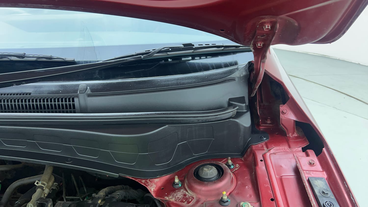 Used 2020 Kia Seltos HTX IVT 1.5 Petrol Automatic engine ENGINE LEFT SIDE HINGE & APRON VIEW