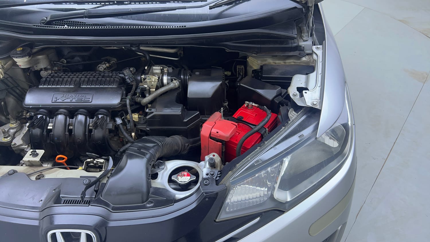 Used 2015 Honda Jazz VX Petrol Petrol Manual engine ENGINE LEFT SIDE VIEW
