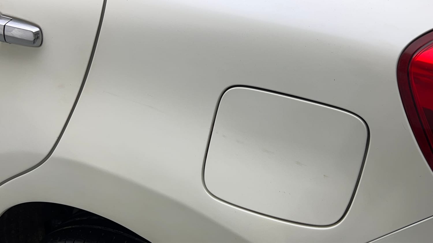 Used 2021 Maruti Suzuki Baleno Zeta Petrol Manual dents MINOR SCRATCH