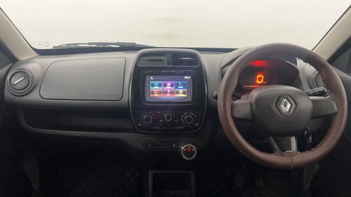Used 2018 Renault Kwid 1.0 RXT AMT Opt Petrol Automatic interior DASHBOARD VIEW