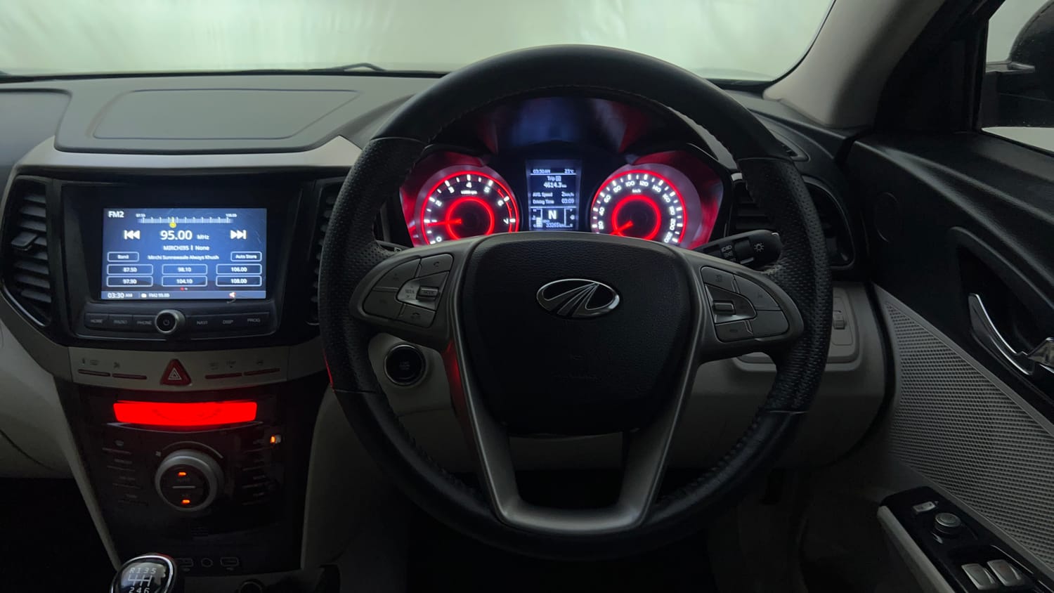 Used 2022 Mahindra XUV 300 W8 (O) 1.2 Petrol Petrol Manual interior STEERING VIEW