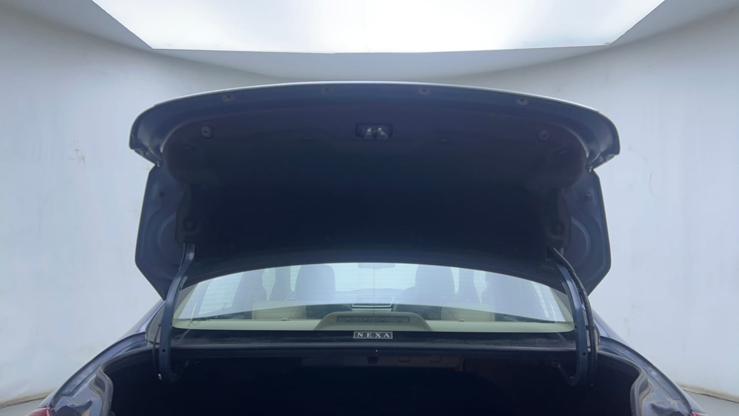 Used 2019 Maruti Suzuki Ciaz Alpha Hybrid 1.5 AT Petrol Automatic interior DICKY DOOR OPEN VIEW