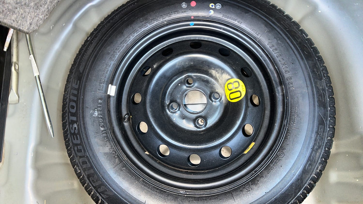 Used 2018 Maruti Suzuki Swift ZXi AMT Petrol Automatic tyres SPARE TYRE VIEW