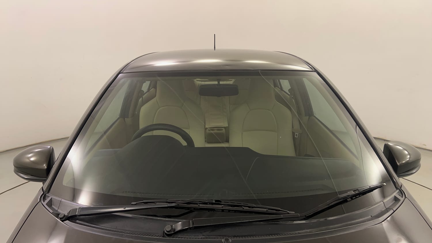 Used 2018 Honda Amaze 1.2 S i-VTEC Opt Petrol Manual exterior FRONT WINDSHIELD VIEW